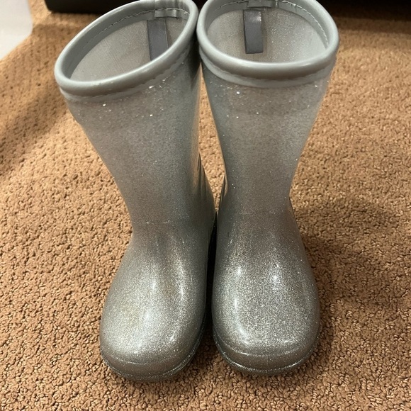Bundle of 2 Girls Winter and Rain Boots Size 6 London Fog and Carters - Picture 6 of 10